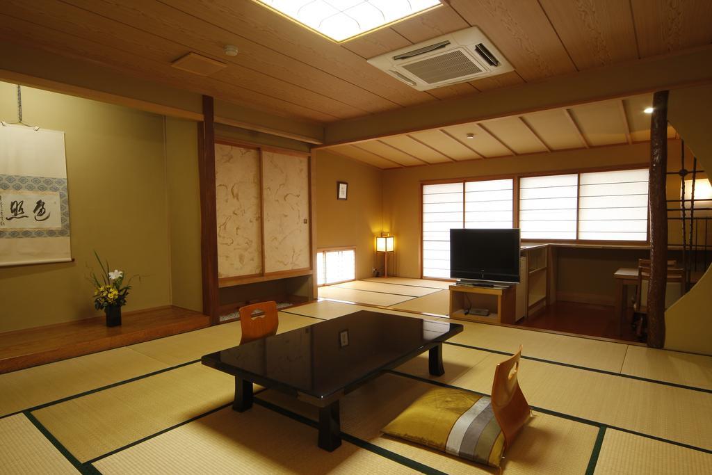 Tsuki No Shizuka Hotel Matsumoto Room photo